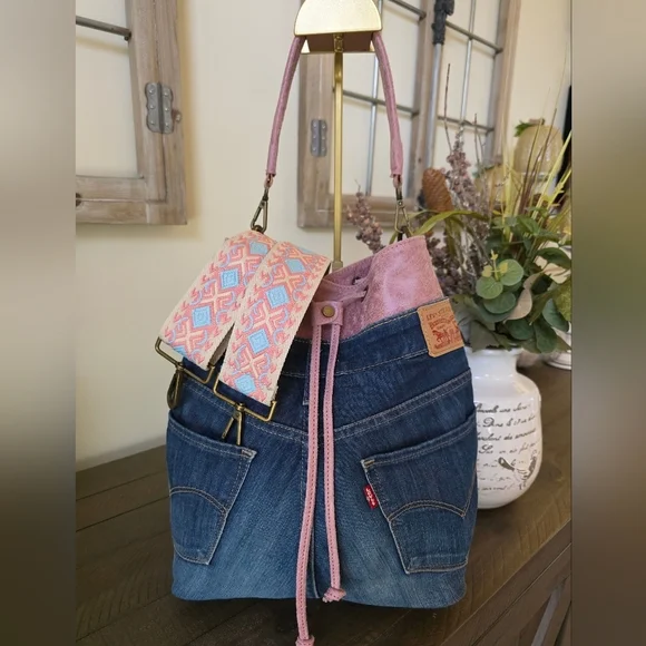 Vera Pelle Made In Italy Levi Strauss Jeans Boho Chic Bag With Pink Vegan Trim - Picture 4 of 11